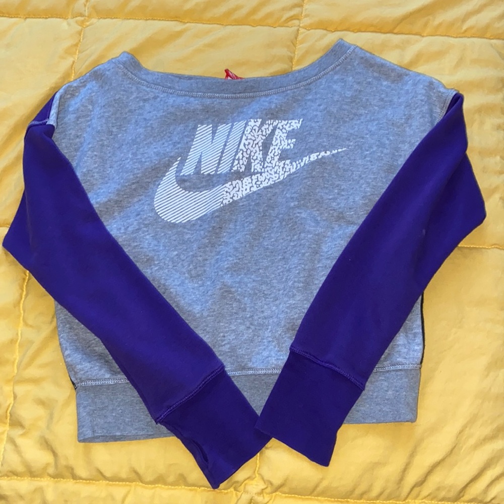 Nike 90’s crop sweater - boat neck with thumb hole sleeves